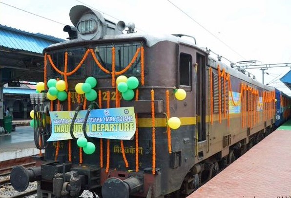 CM flagged off 10th pilgrimage train of ‘Baristha Nagarika Tirtha Yatra Yojana’