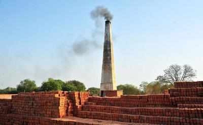 Odisha Mo Parivar rescues Odia laborers from Telangana brick kiln