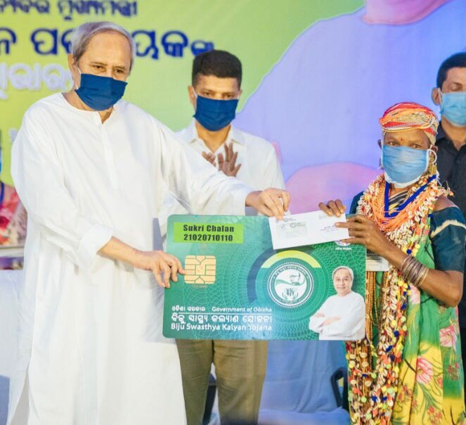 CM Naveen Distributes BSKY Cards, Dedicates Development Projects in Balangir