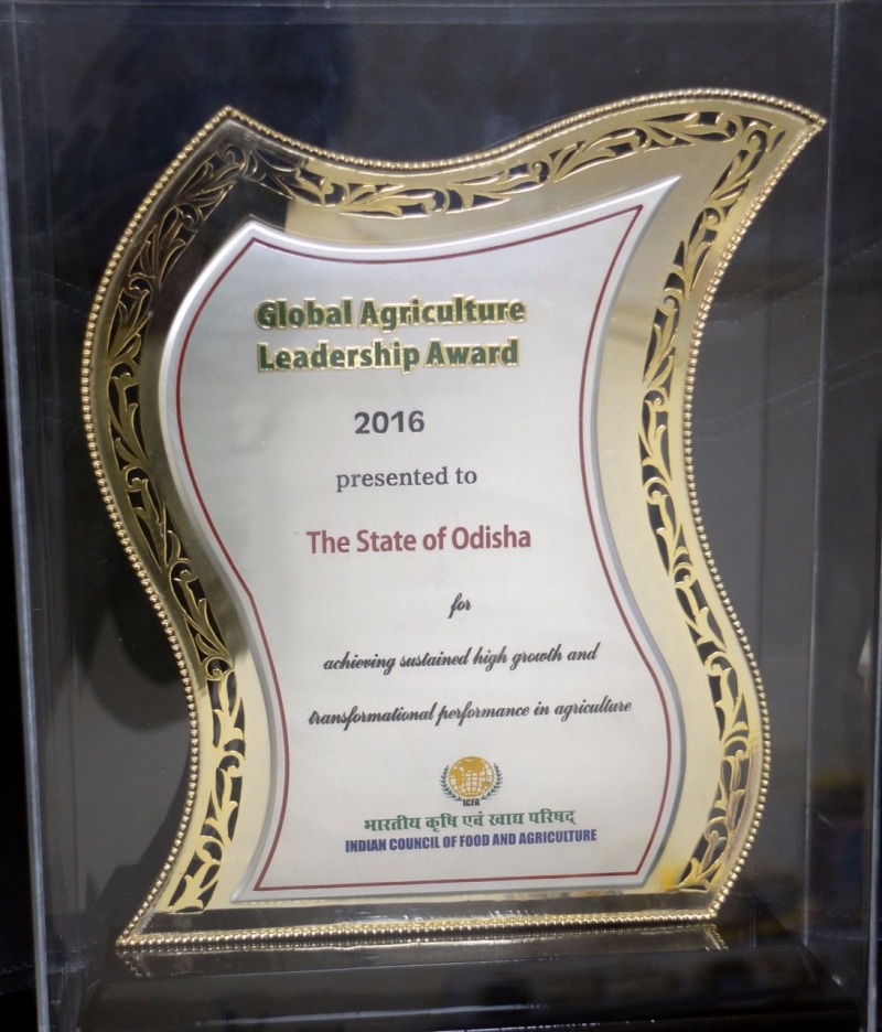 CM dedicates Global Agriculture Leadership Award to farmers