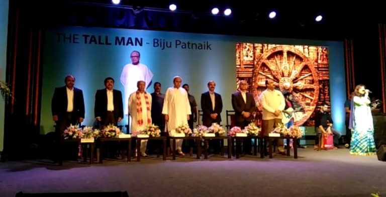 Eminent Odias recollected memories of ‘Tall Man’ in Mumbai